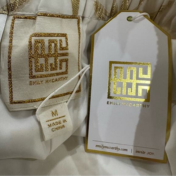 Emily McCarthy Gold Burst Party Shorts Women’s Size Medium White Metallic Dressy - Picture 7 of 11